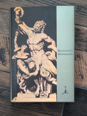 Modern Library Bulfinch's Mythology Vintage Hardcover Book 1993 Laocoon Cover